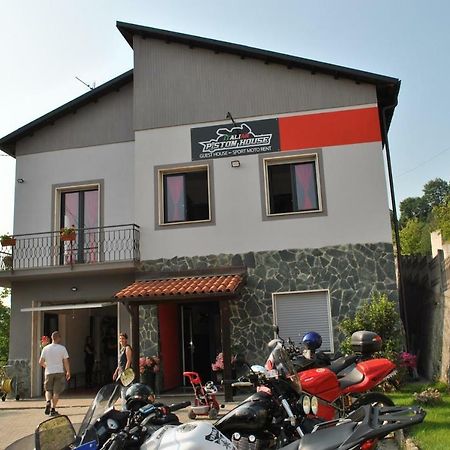 MillesimoItalian Piston House Sport Moto Rent住宿加早餐旅馆 外观 照片